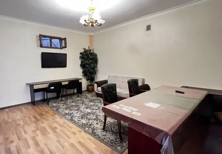 100 m² Obyekt / Ofis Kirayə (aylıq), Nəsimi, Bakı