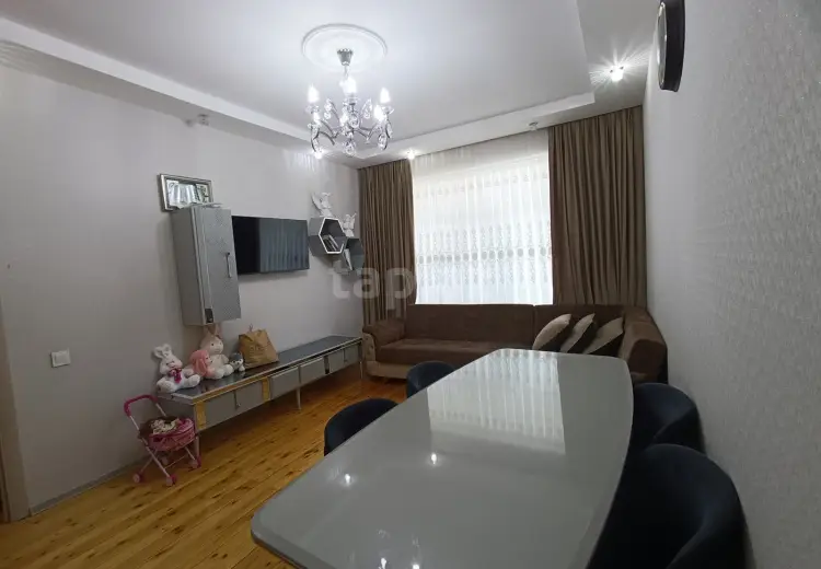 3 otaqlı mənzil , Bakı