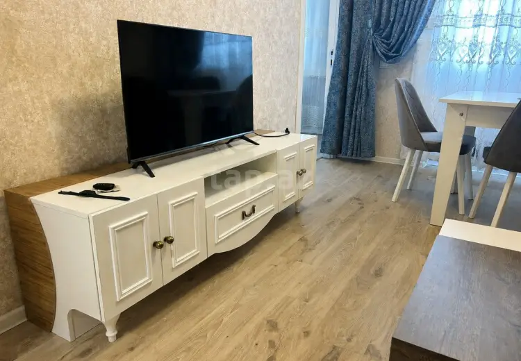 3 otaqlı mənzil , Bakı