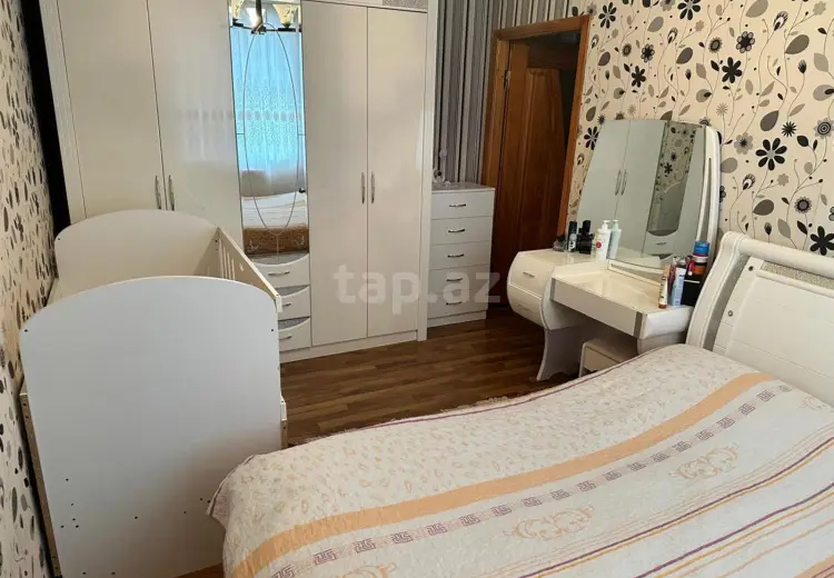 4 otaqlı mənzil , Bakı