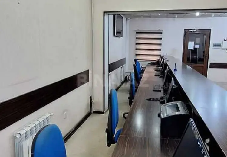 200 m² Obyekt / Ofis Satılır, Nərimanov, Bakı