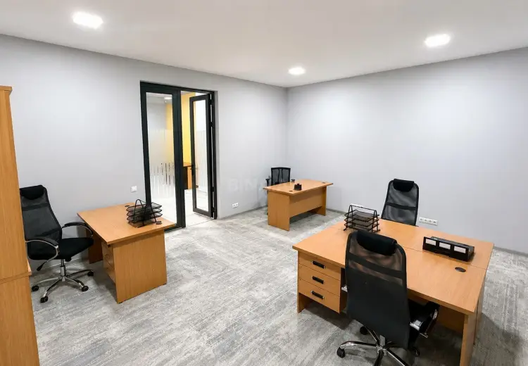 100 m² Obyekt / Ofis Kirayə (aylıq), Nərimanov, Bakı