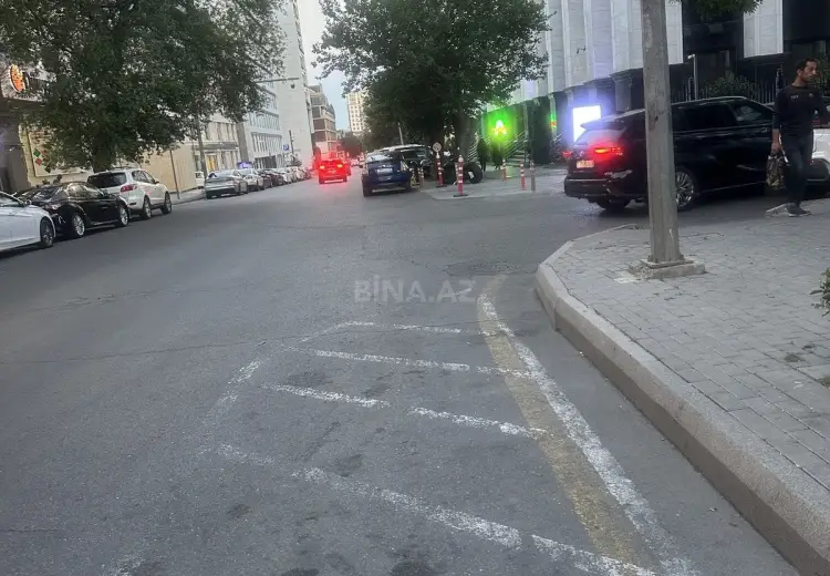 320 m² Obyekt / Ofis Kirayə (aylıq), Bayıl qəs., Səbail, Bakı