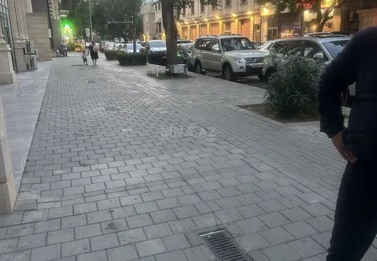 320 m² Obyekt / Ofis Kirayə (aylıq), Bayıl qəs., Səbail, Bakı