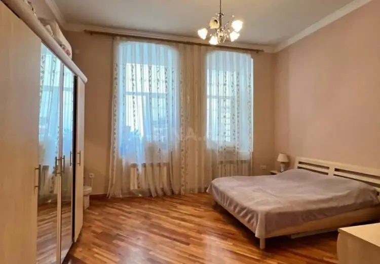 3 otaqlı mənzil Satılır, İçəri şəhər, Səbail, Bakı