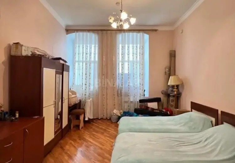 3 otaqlı mənzil Satılır, İçəri şəhər, Səbail, Bakı