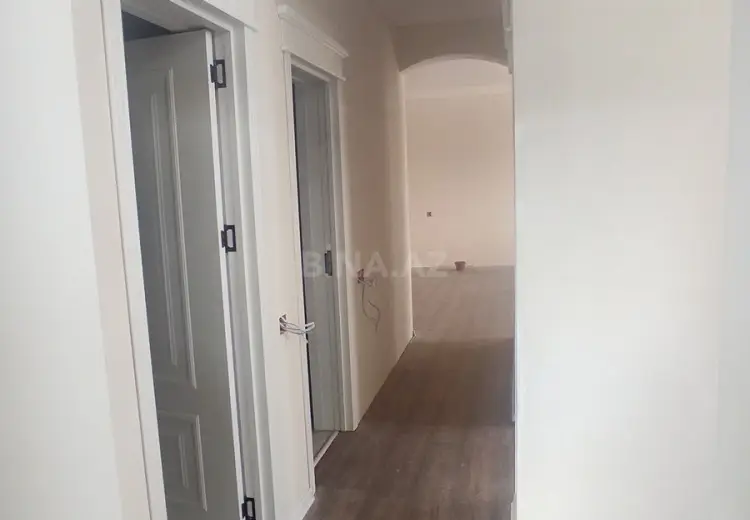 4 otaqlı mənzil Satılır, Gəncə