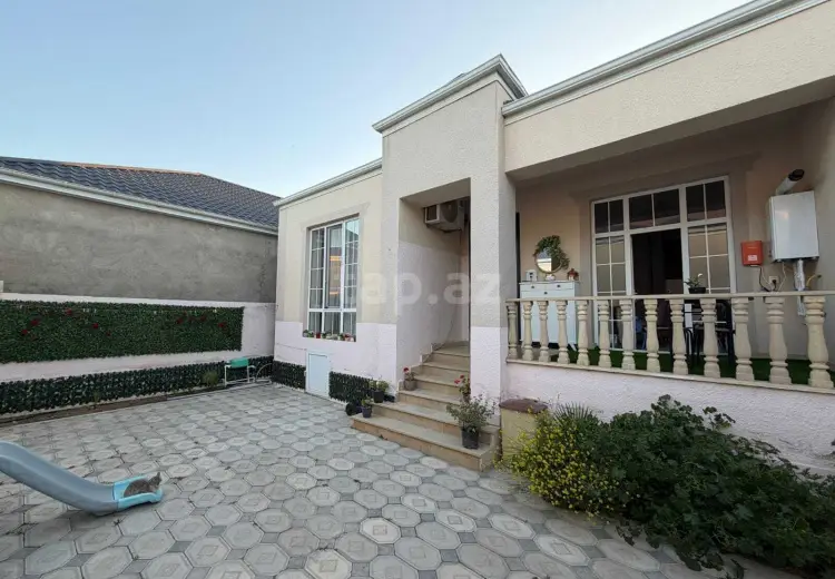 3 otaqlı mənzil , Bakı