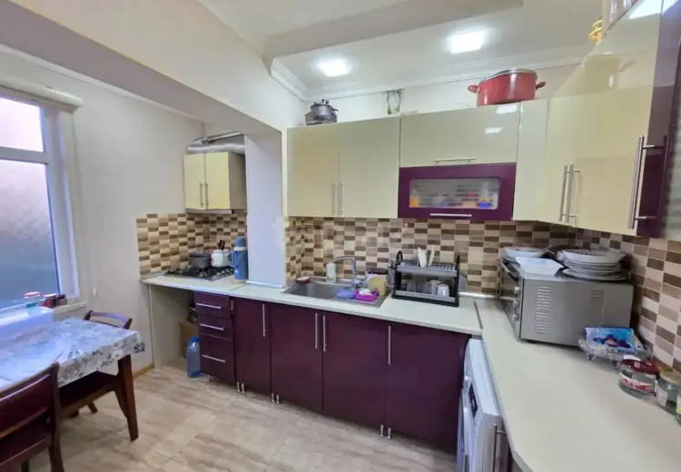 4 otaqlı mənzil , Bakı