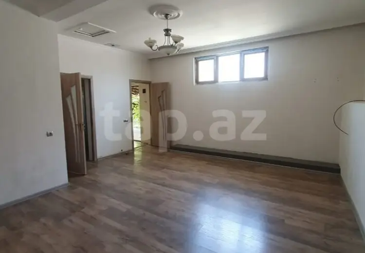2 otaqlı mənzil , Qax