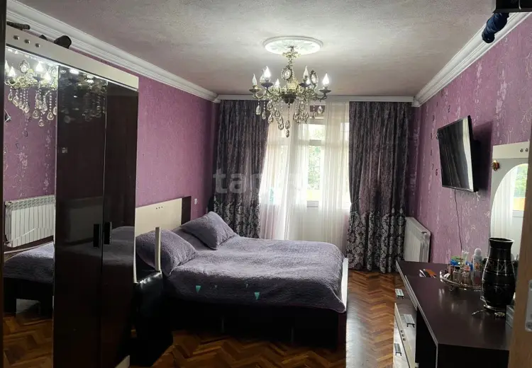4 otaqlı mənzil , Gəncə