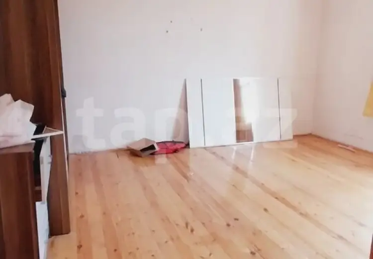 6 otaqlı mənzil , Gəncə