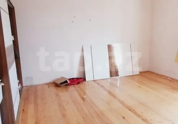6 otaqlı mənzil , Gəncə