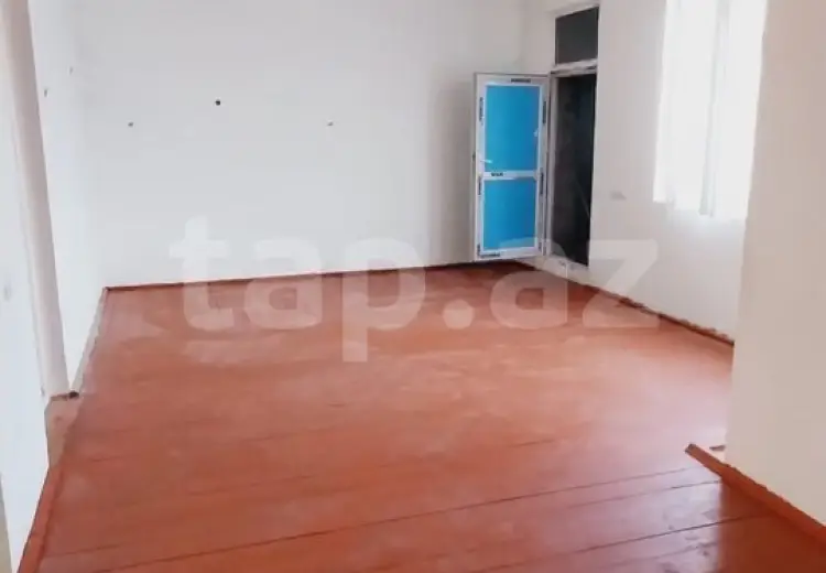 6 otaqlı mənzil , Gəncə