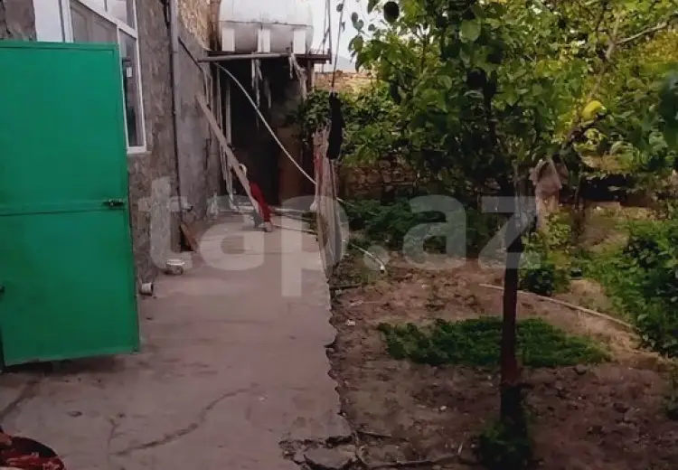 6 otaqlı mənzil , Gəncə