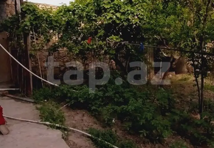 6 otaqlı mənzil , Gəncə