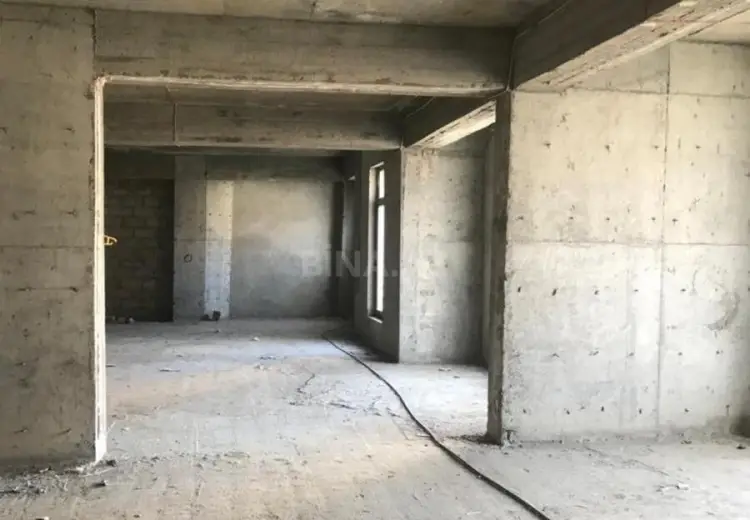 1000 m² Obyekt / Ofis Satılır, Yasamal, Bakı