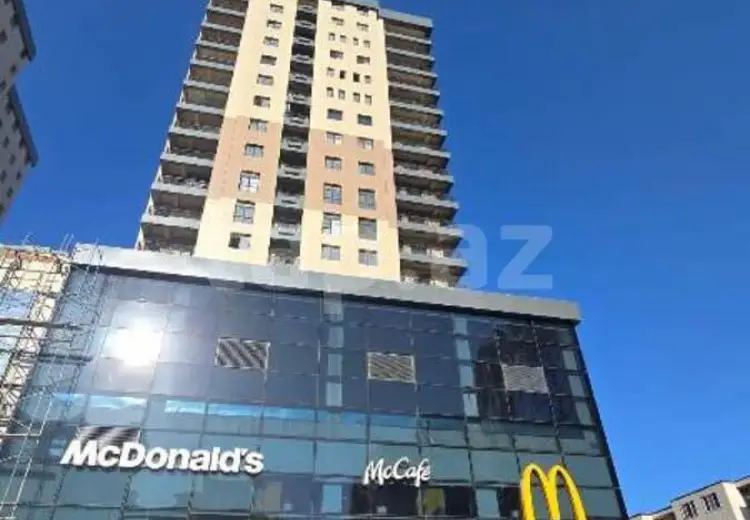 4 otaqlı mənzil , Bakı