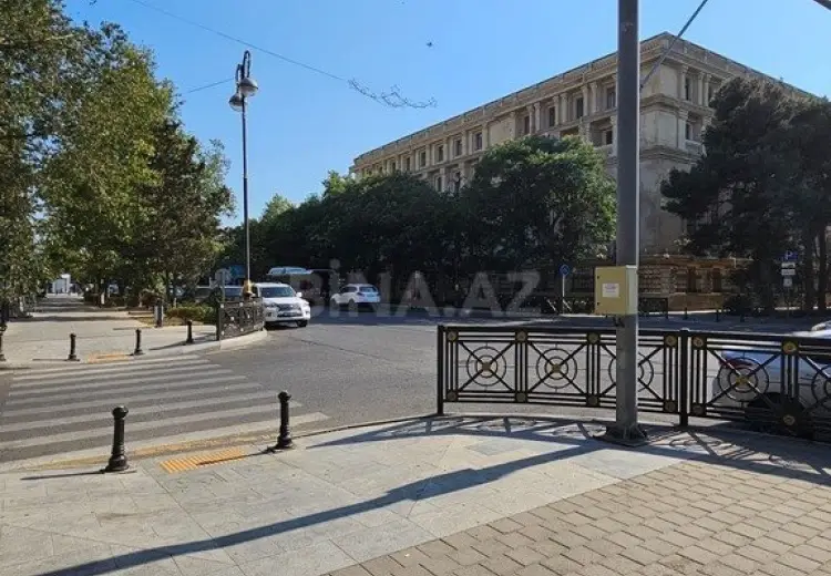 90 m² Obyekt / Ofis Satılır, Yasamal qəs., Yasamal, Bakı