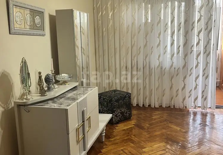 3 otaqlı mənzil , Sumqayıt