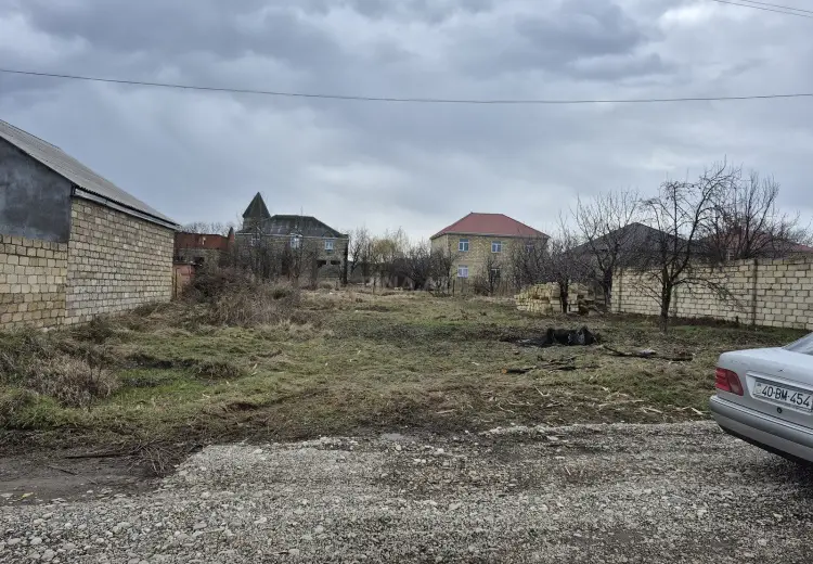 8 sot Torpaq Satılır, Quba
