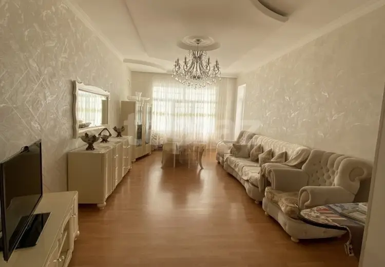 3 otaqlı mənzil , Bakı