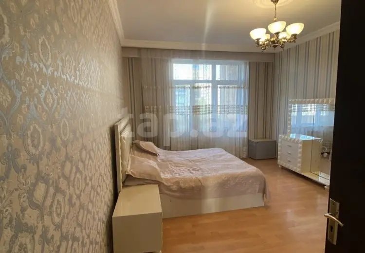 3 otaqlı mənzil , Bakı