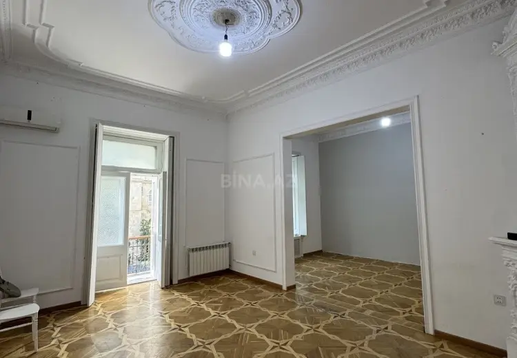 4 otaqlı mənzil Satılır, Səbail, Bakı