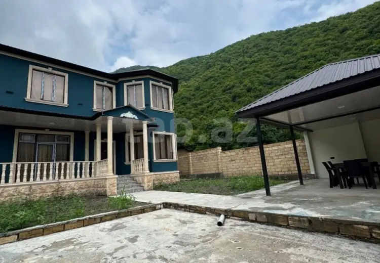 2 otaqlı mənzil Kirayə (günlük), Qax