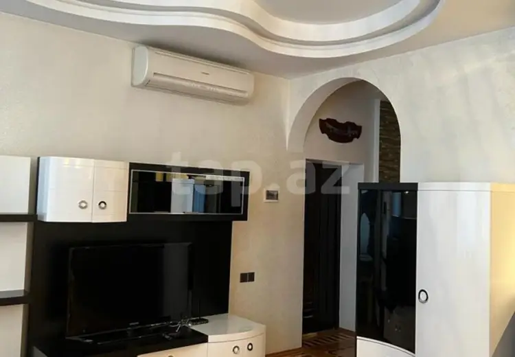 3 otaqlı mənzil , Səbail, Bakı