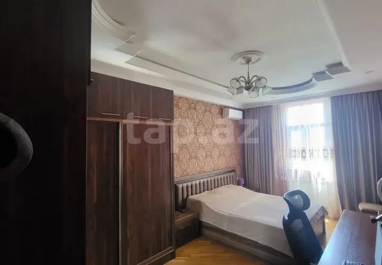 4 otaqlı mənzil , Bakı