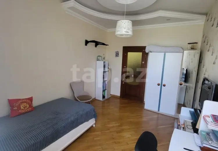 4 otaqlı mənzil , Bakı
