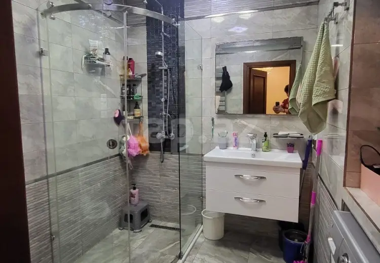 4 otaqlı mənzil , Bakı