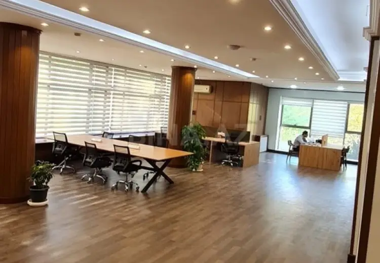 800 m² Obyekt / Ofis Kirayə (aylıq), Səbail, Bakı