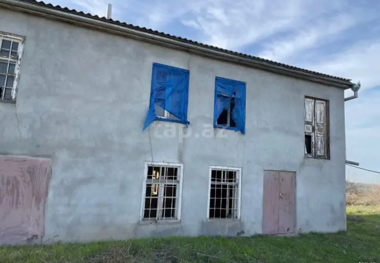 4 otaqlı mənzil , Quba