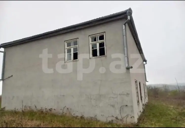 4 otaqlı mənzil , Quba