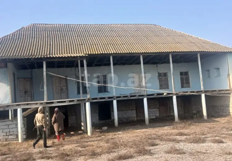 6 otaqlı mənzil , Ağdaş