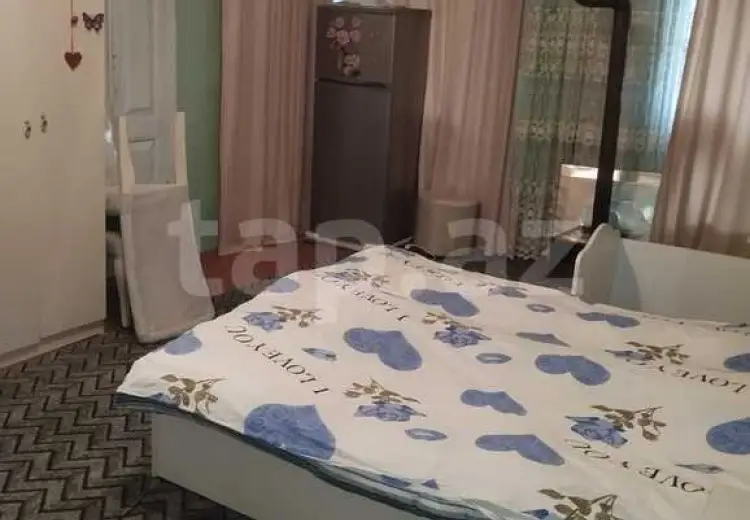 5 otaqlı mənzil , Şəki