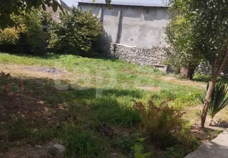5 otaqlı mənzil , Şəki