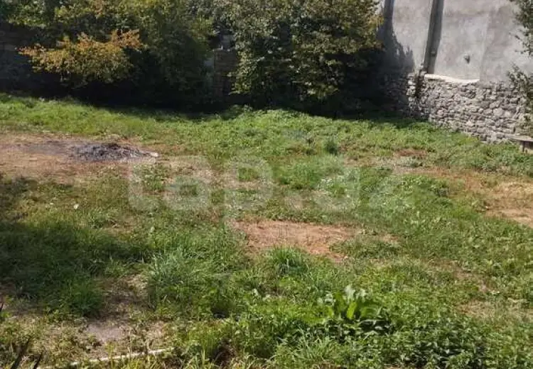 5 otaqlı mənzil , Şəki