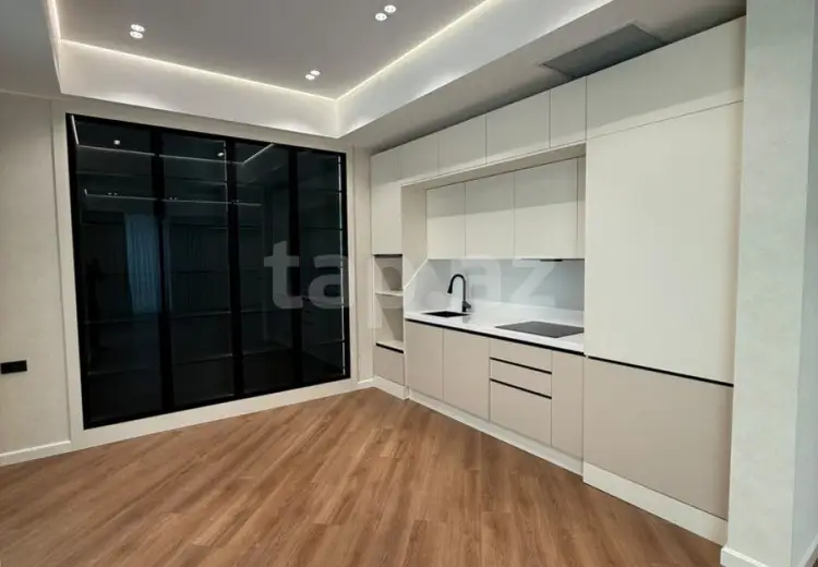 3 otaqlı mənzil , Bakı