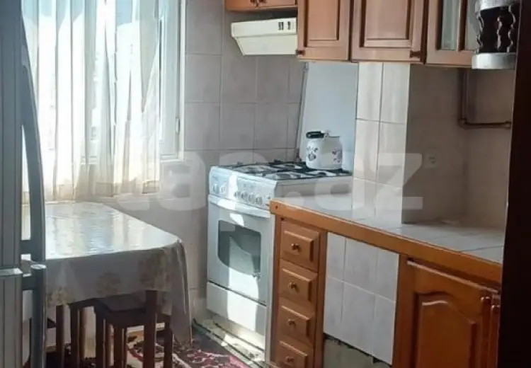 5 otaqlı mənzil , Bakı
