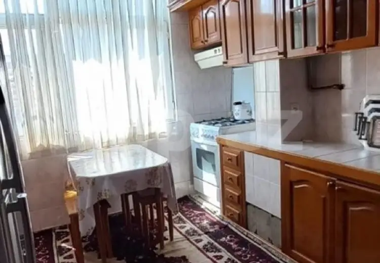 5 otaqlı mənzil , Bakı