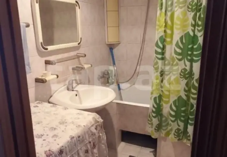5 otaqlı mənzil , Bakı