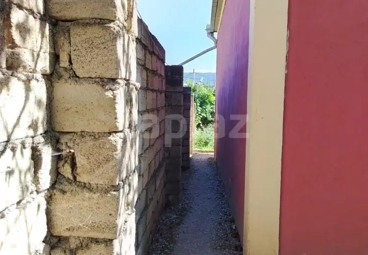 3 otaqlı mənzil , Quba