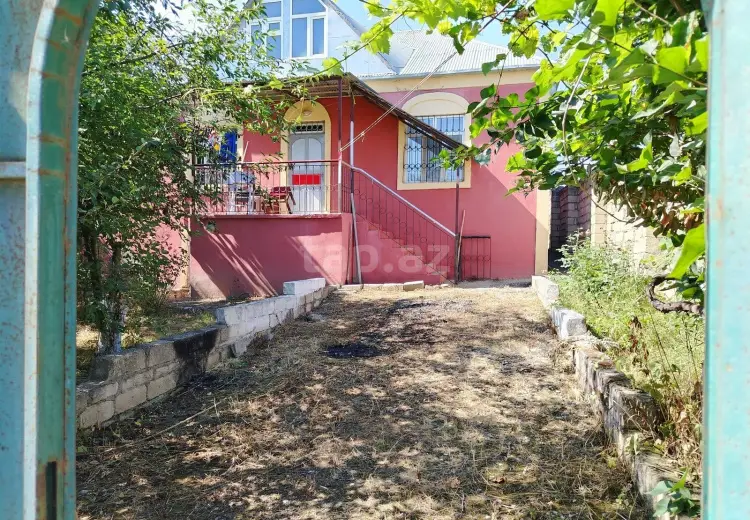 3 otaqlı mənzil , Quba
