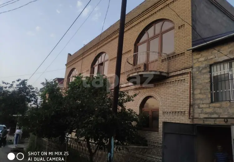 9 otaqlı mənzil , Gəncə