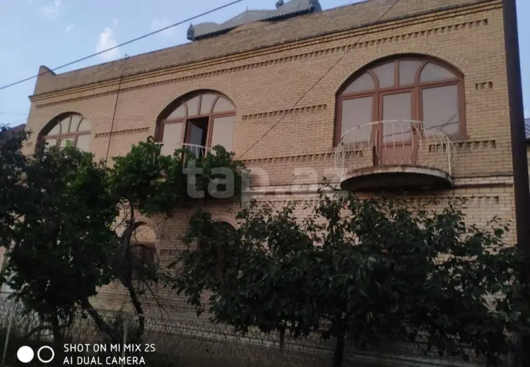 9 otaqlı mənzil , Gəncə