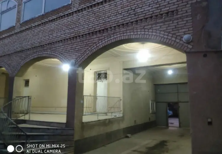 9 otaqlı mənzil , Gəncə