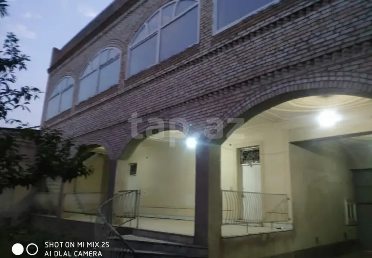 9 otaqlı mənzil , Gəncə